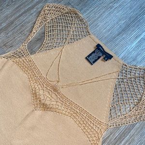 Stunning unique open weave top